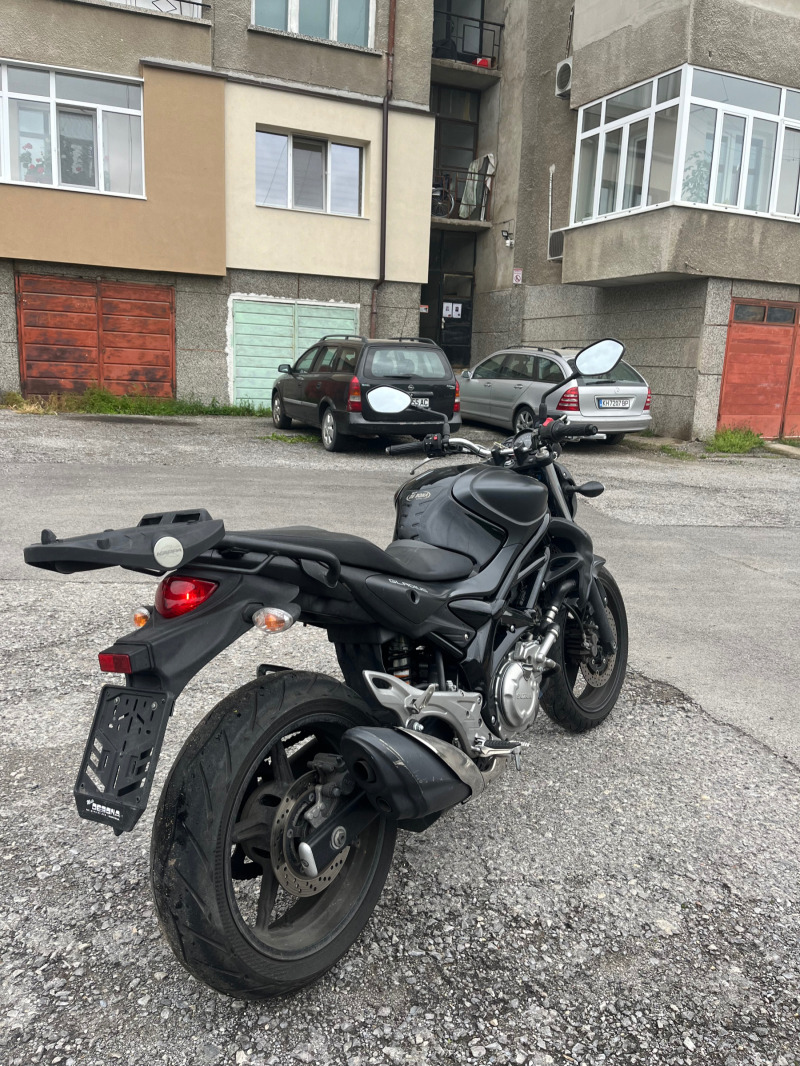 Suzuki Gladius, снимка 2 - Мотоциклети и мототехника - 46396673