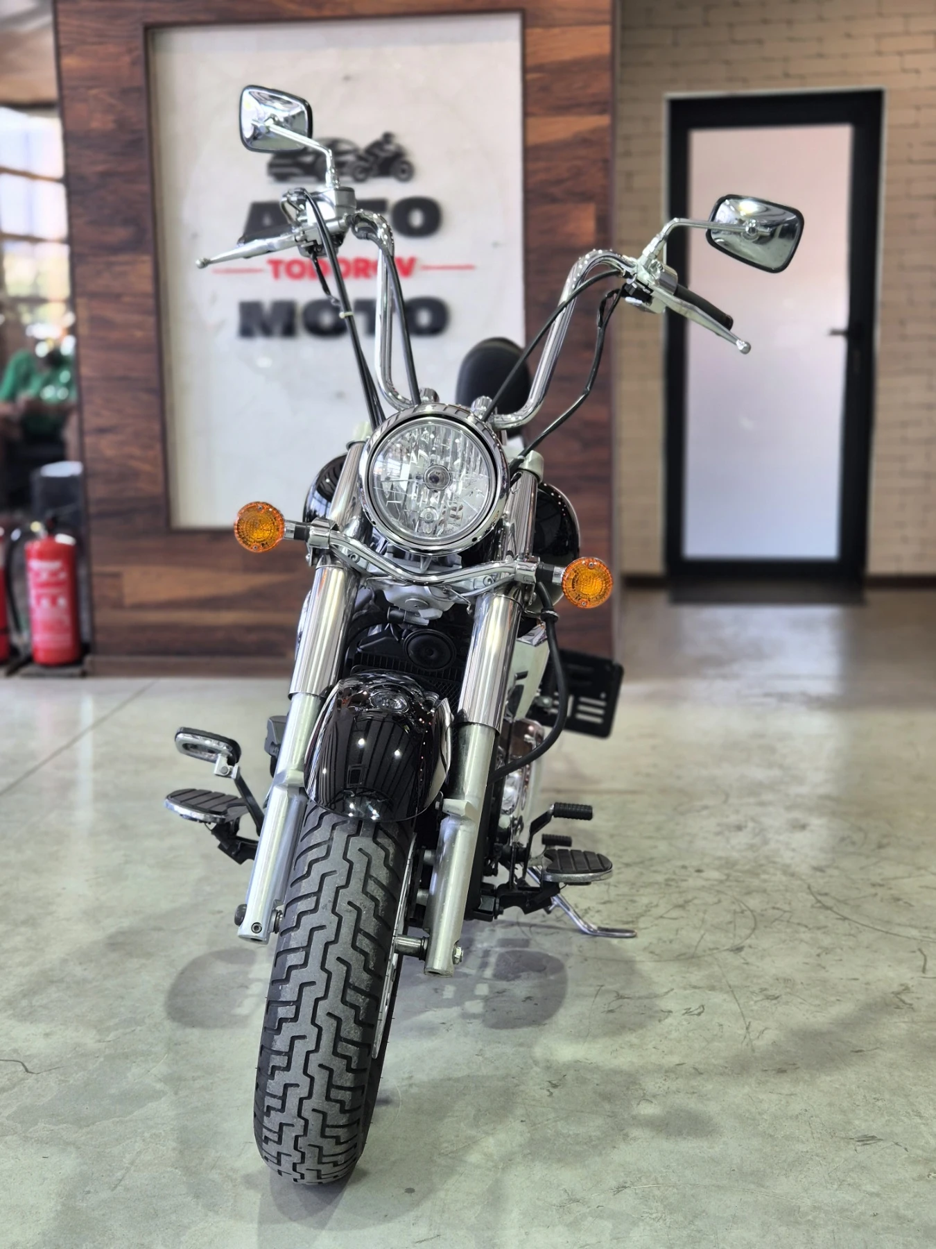 Kawasaki Vulcan VN 900i CLASSIC!! A2!! ТОП! Нов внос от ШВЕЙЦАРИЯ!, снимка 2 - Мотоциклети и мототехника - 55642333