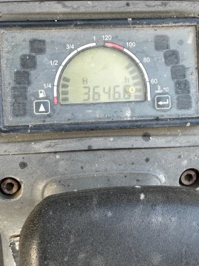 Багер Cat 301.4C, снимка 6