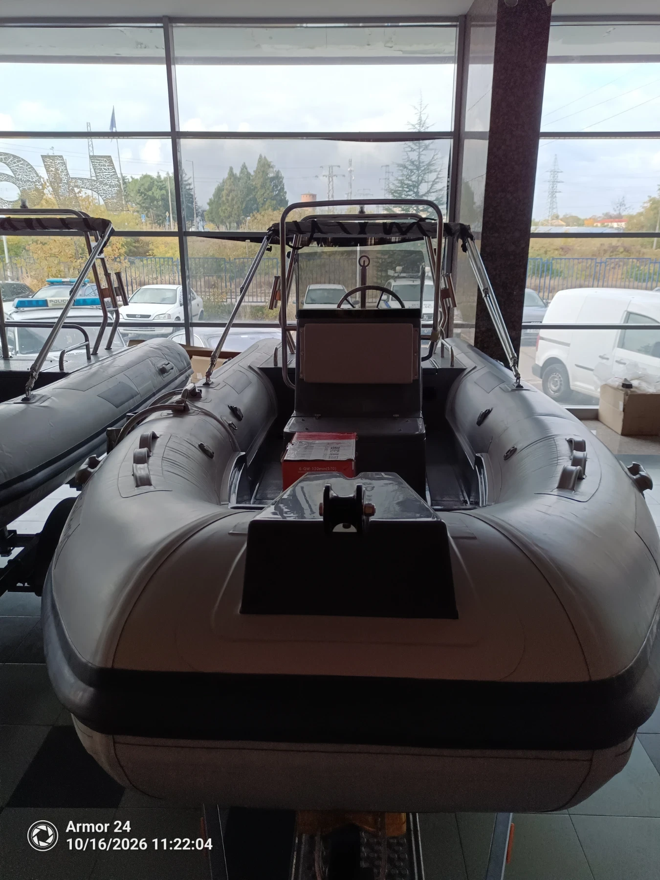 ��������� ����� ��������� ������������ Explorer 480 | Mobile.bg � ����������� 4