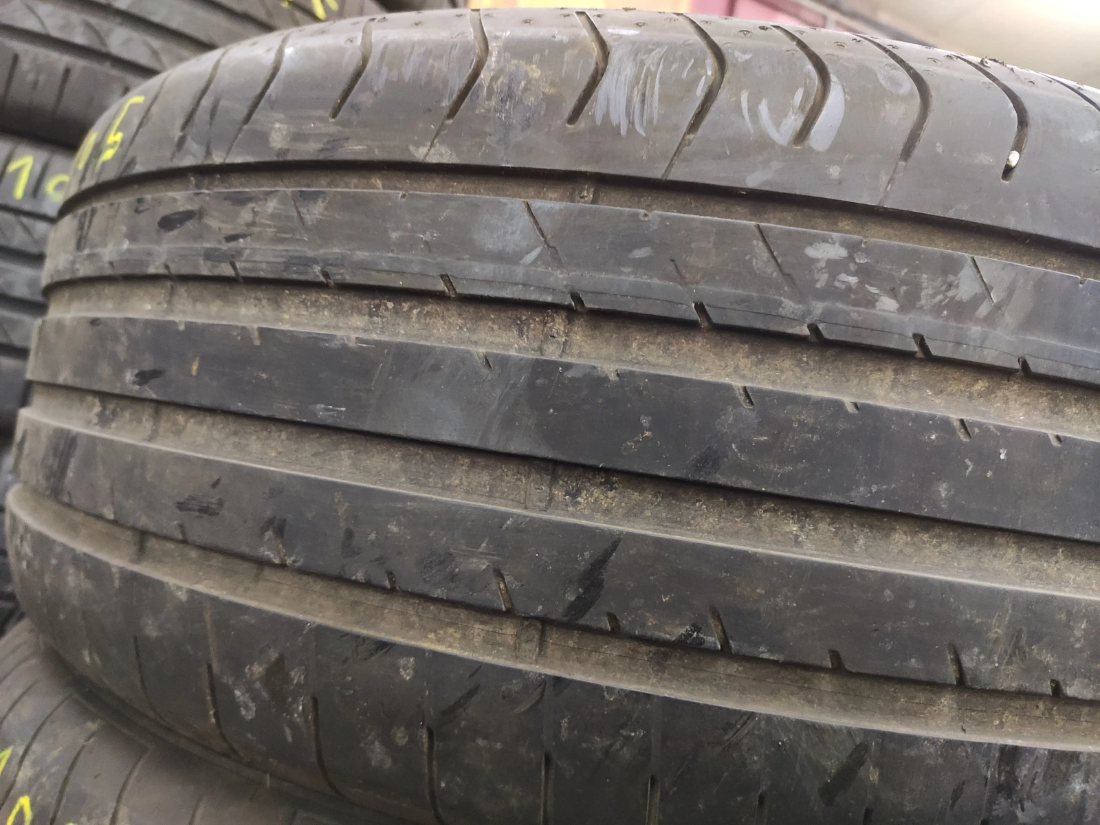 Гуми Летни 235/50R18