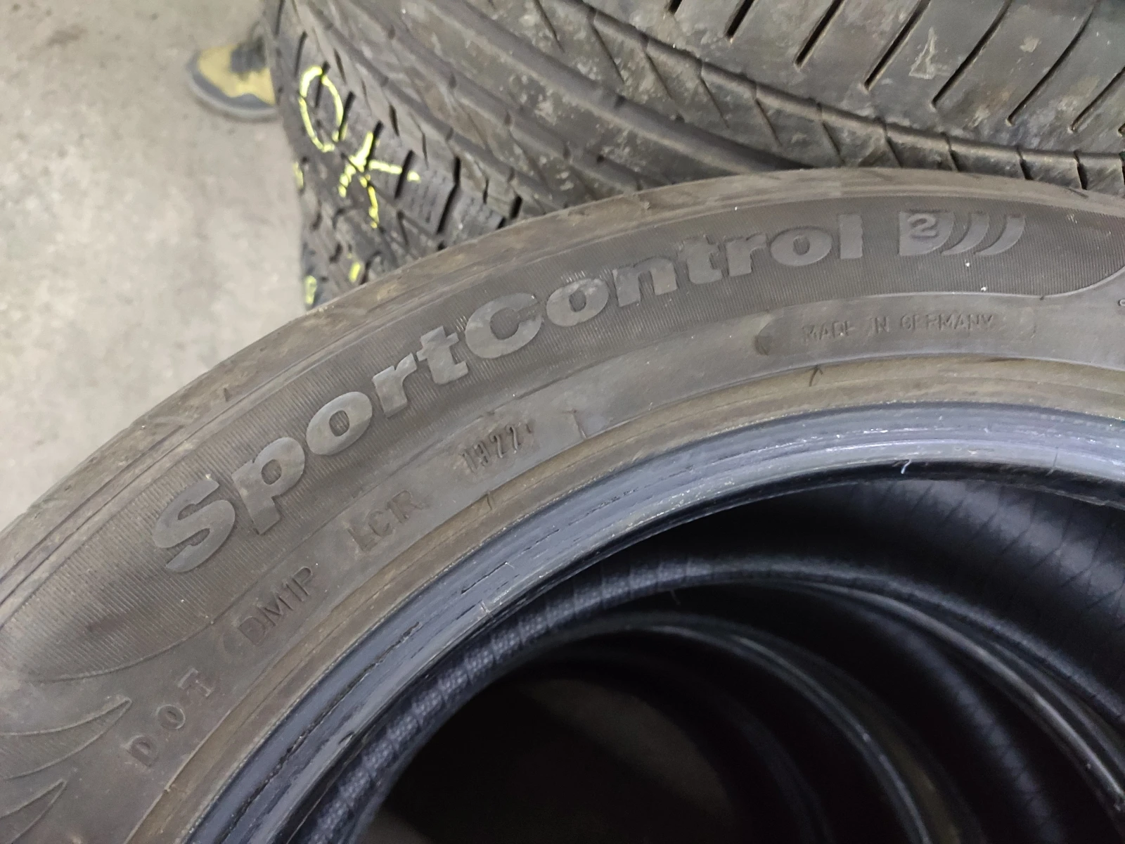 Гуми Летни 235/50R18, снимка 8 - Гуми и джанти - 54655632