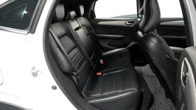 Renault Arkana 1.6* BLIND SPOT* ПОДГРЕВ ВОЛАН* КРАЙНА ЦЕНА, снимка 12