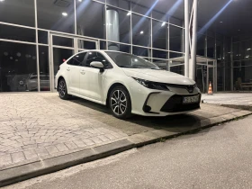 Toyota Corolla Седан/хибрид, снимка 3
