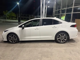 Toyota Corolla Седан/хибрид, снимка 4