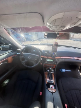 Mercedes-Benz E 220, снимка 8