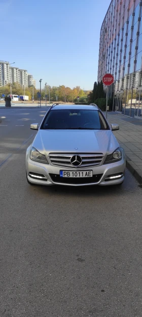 Mercedes-Benz C 200 Фейслифт, биксенон, парктроници, кожа, подгрев , снимка 2