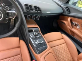 Обява за продажба на Audi R8 V10 performance * CARFAX * АВТО КРЕДИТ ~ 295 999 лв. - изображение 4