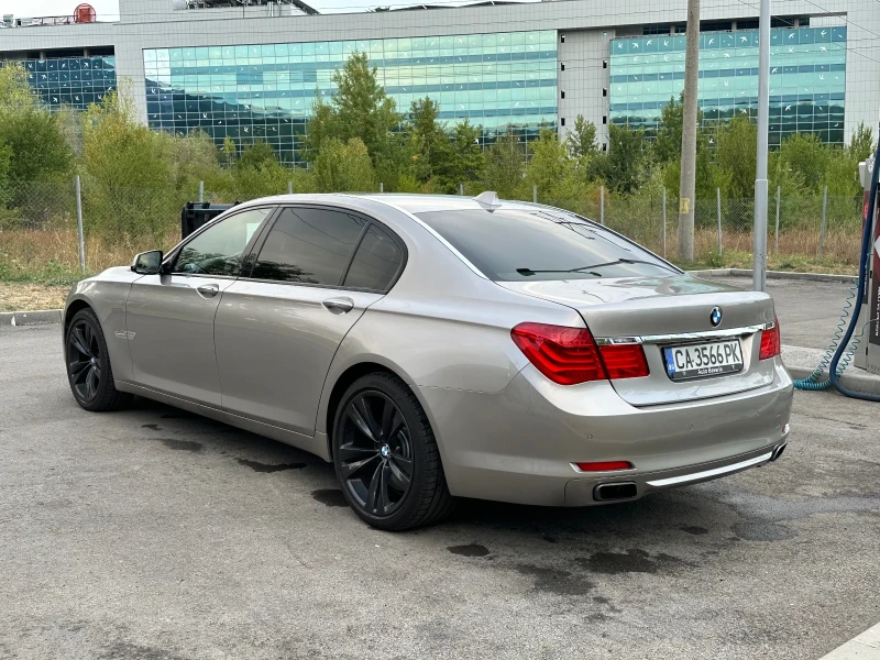 BMW 750 F02, снимка 5 - Автомобили и джипове - 47308535