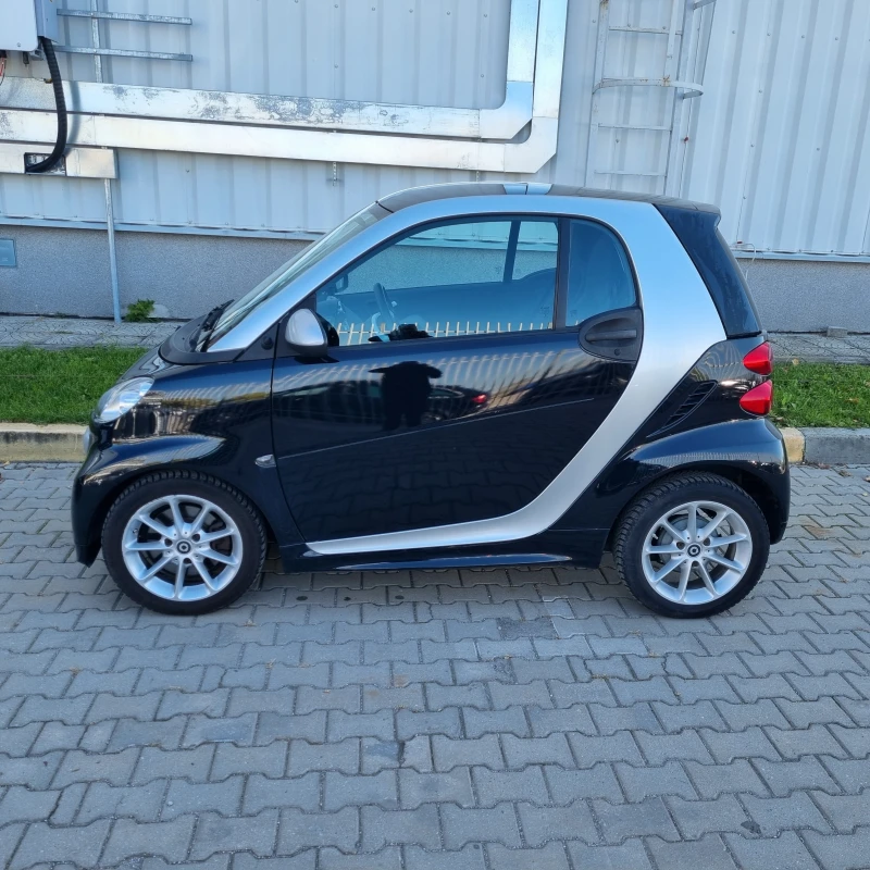 Smart Fortwo MHD, снимка 4 - Автомобили и джипове - 47687107