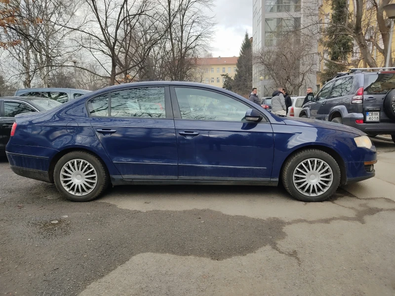 VW Passat (B6) 2.0 TDI (140 кс), снимка 2 - Автомобили и джипове - 49400588