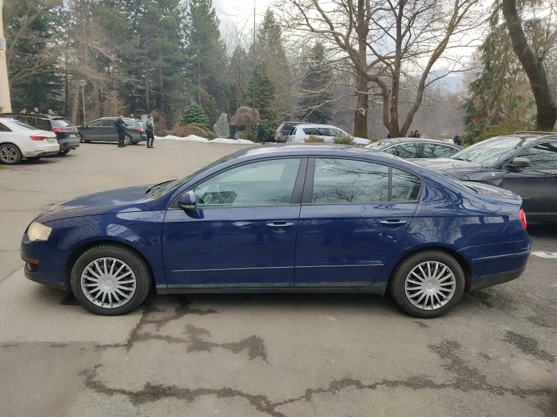 VW Passat (B6) 2.0 TDI (140 кс), снимка 4 - Автомобили и джипове - 49400588