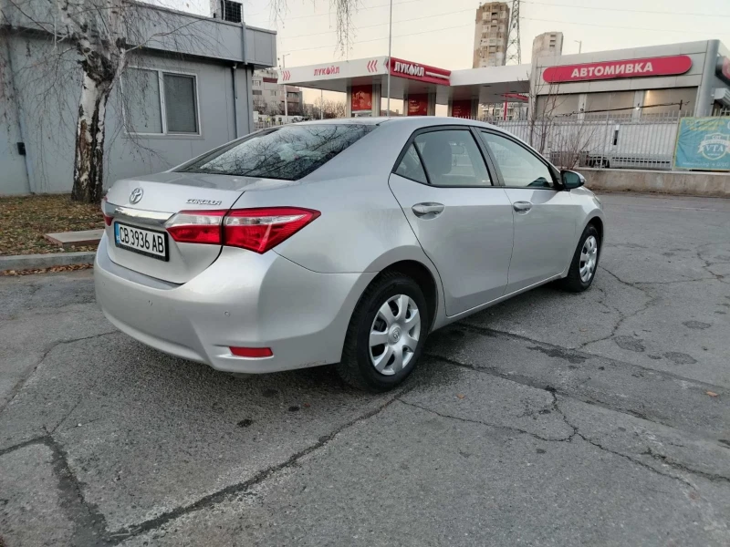 Toyota Corolla 1.33 БЕНЗИН - ГАЗ/100КС/БЪЛГАРИЯ, снимка 6 - Автомобили и джипове - 49213573