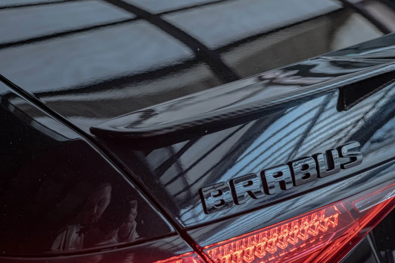 Mercedes-Benz S 500 BRABUS/Long/Carbon Packet/Burmester/RSE/Обдухване, снимка 5 - Автомобили и джипове - 52005109
