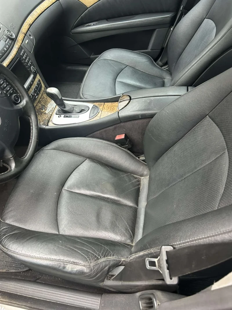Mercedes-Benz E 320 3.2 CDI, снимка 12 - Автомобили и джипове - 53156204