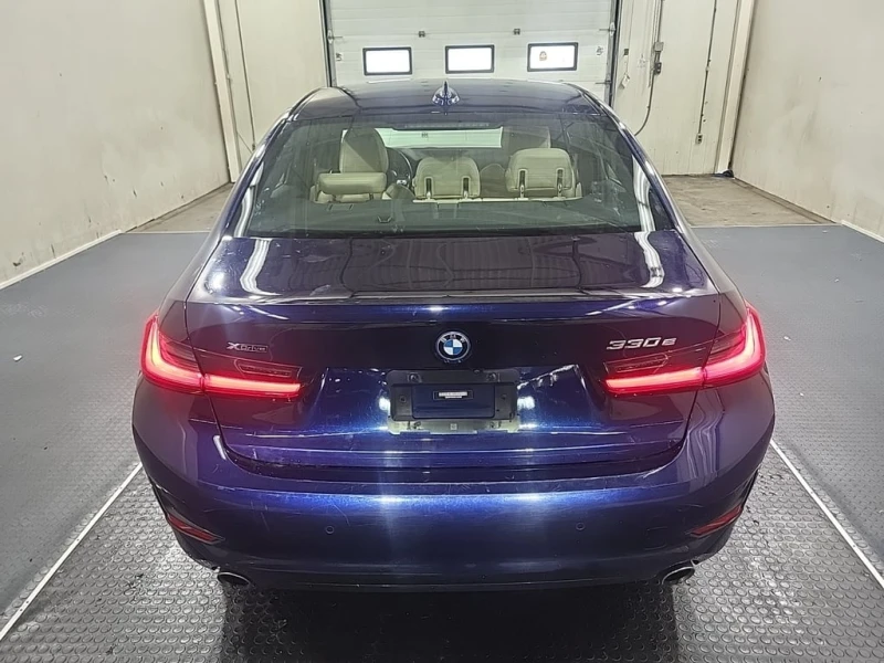 BMW 330 * 330E XDRIVE * CARFAX * БЕЗ ПЪРВОНАЧАЛНА ВНОСКА, снимка 8 - Автомобили и джипове - 52875337