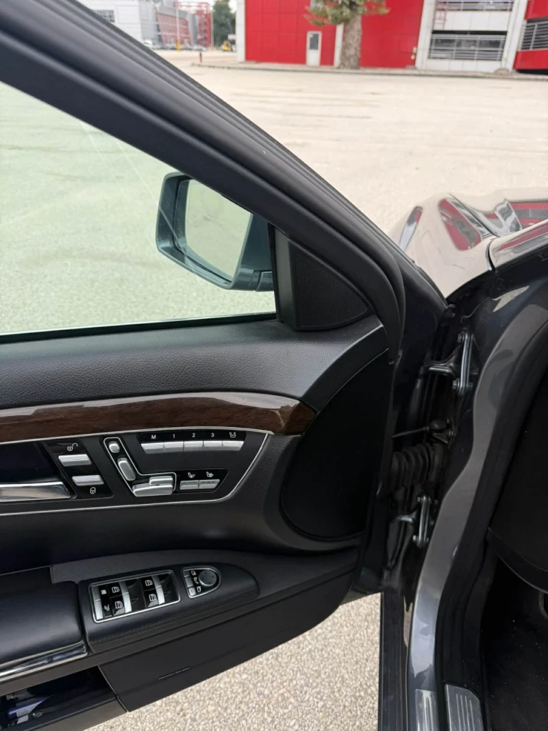 Mercedes-Benz S 400 HYBRID, снимка 11 - Автомобили и джипове - 52908875
