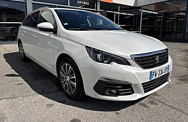 Peugeot 308 AUTOMATIC - изображение 3