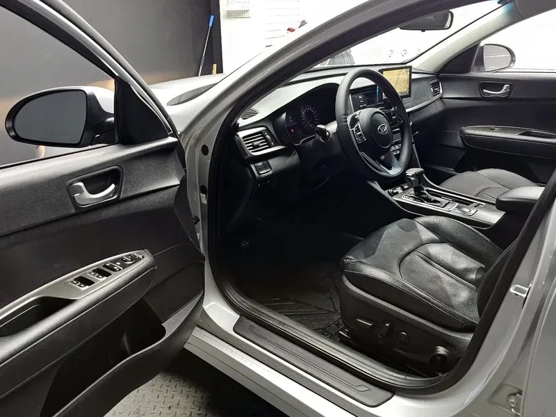 Kia K5 2.0 | Mobile.bg � ����������� 10