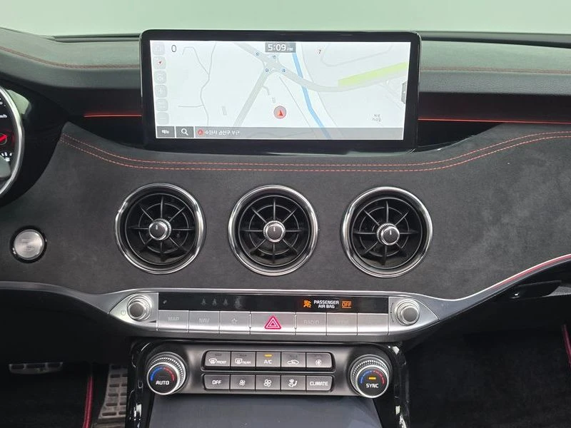 Kia Stinger 3.3 Automatic, снимка 12 - Автомобили и джипове - 55587599