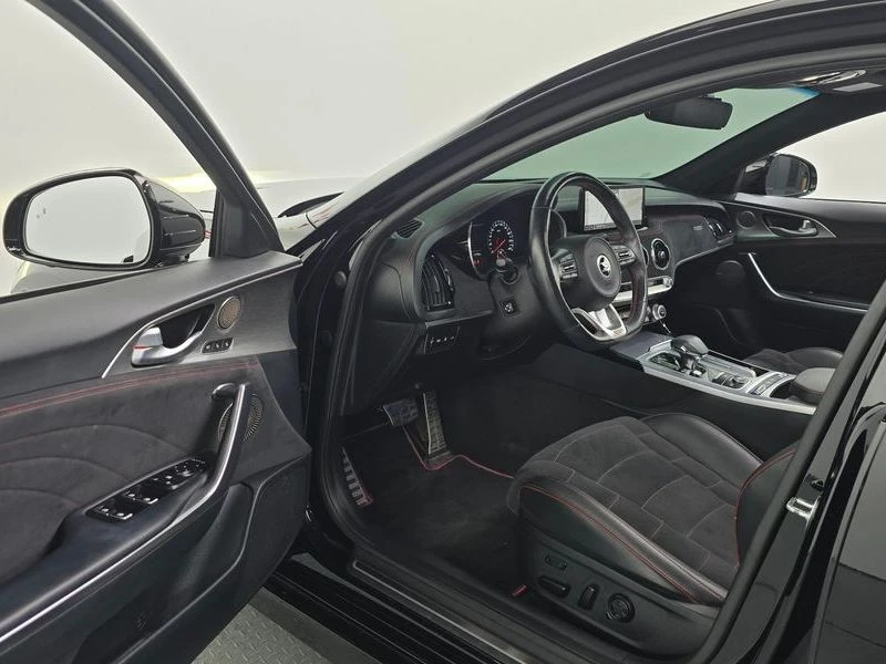 Kia Stinger 3.3 Automatic, снимка 6 - Автомобили и джипове - 55587599