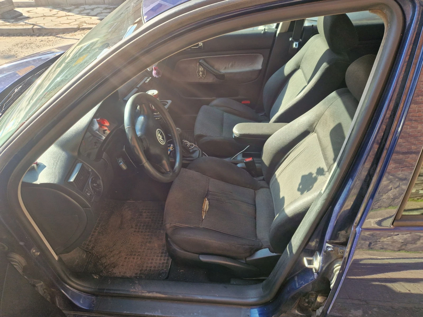 VW Golf Golf 4 1.6SR 101кс.-Газ - изображение 5