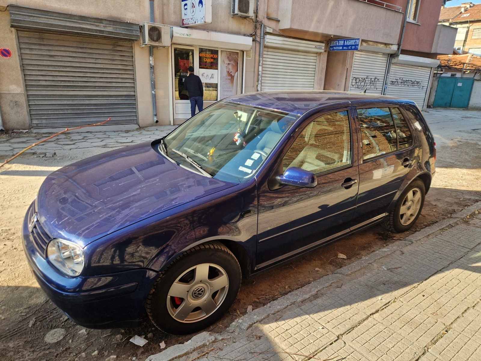 VW Golf Golf 4 1.6SR 101кс.-Газ - изображение 2