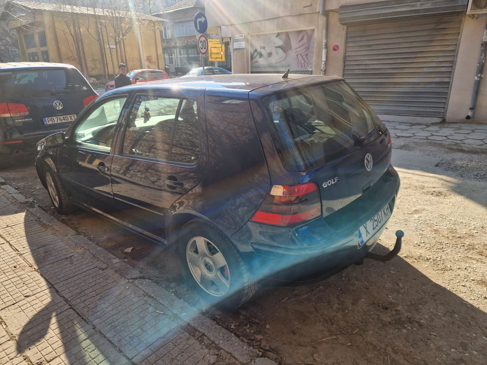 VW Golf Golf 4 1.6SR 101кс.-Газ - изображение 4