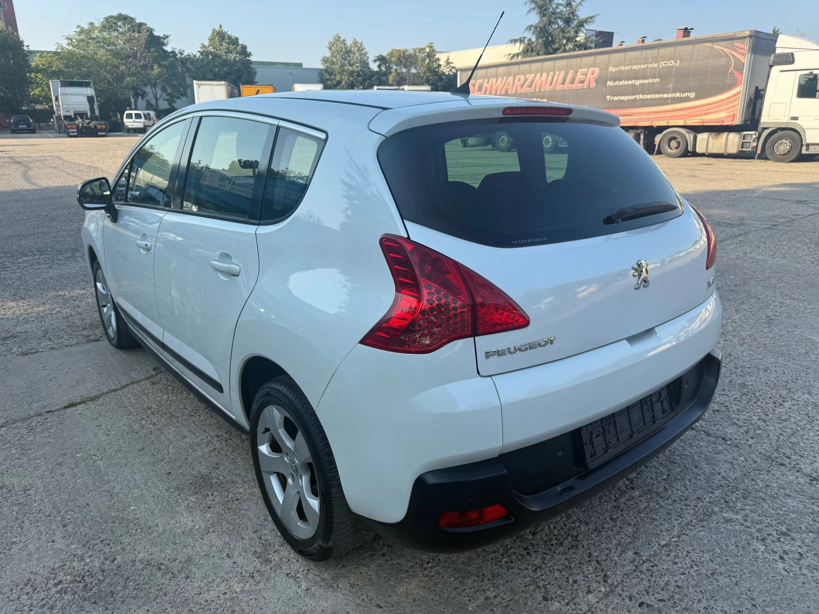 Peugeot 3008 1.6HDI - изображение 7