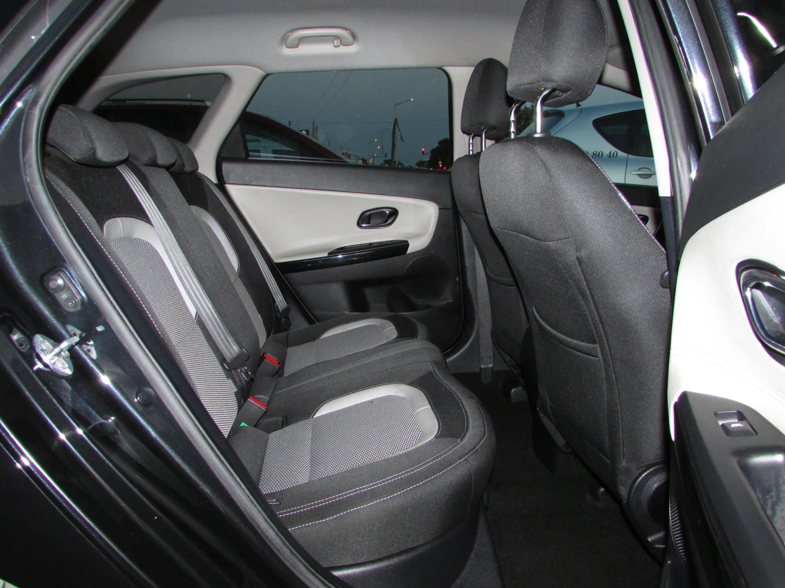 Kia Ceed 1.6CRDI EURO5B - изображение 10