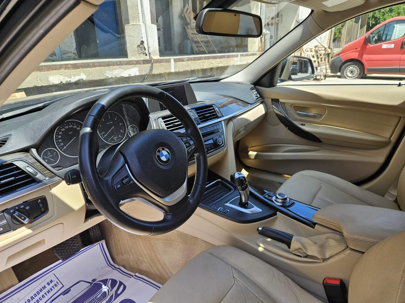 BMW 320 d M-пакет - изображение 8