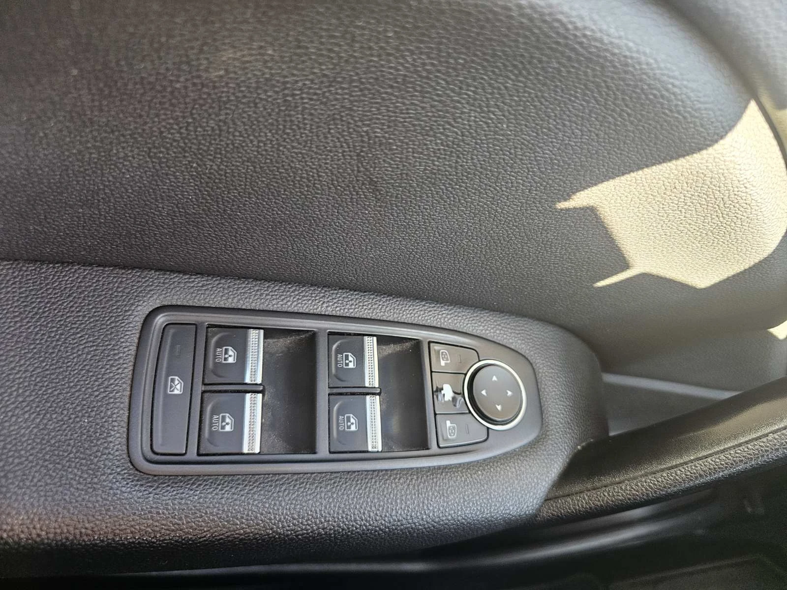 Renault Captur 1.0 TCe 100 LPG | Mobile.bg   14