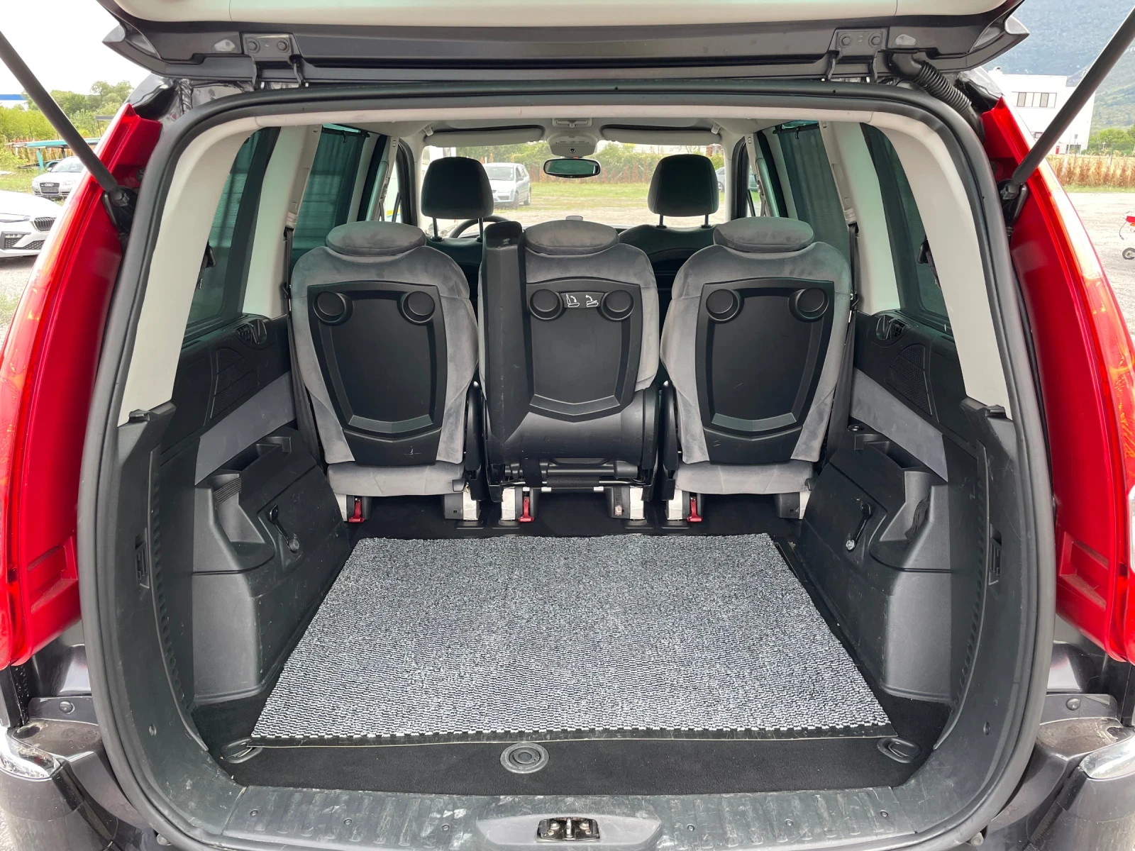 Citroen C8 2.0 HDI 2009г - изображение 9