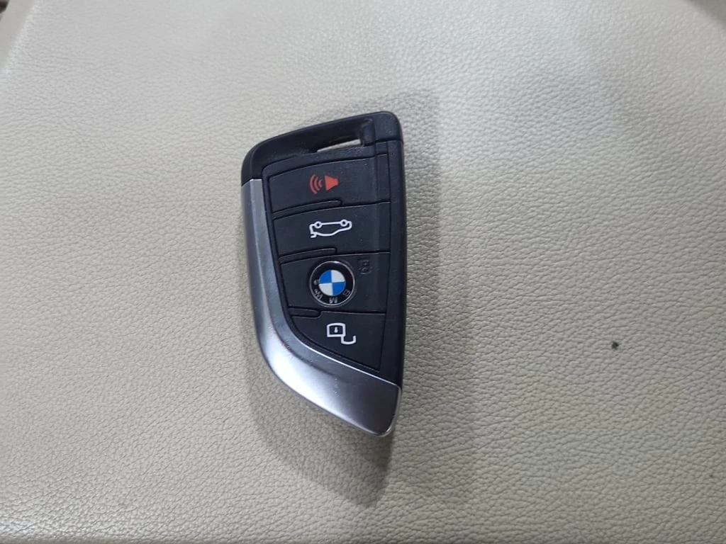 BMW 330 * 330E XDRIVE * CARFAX * ��� ������������ ������ | Mobile.bg � ����������� 12