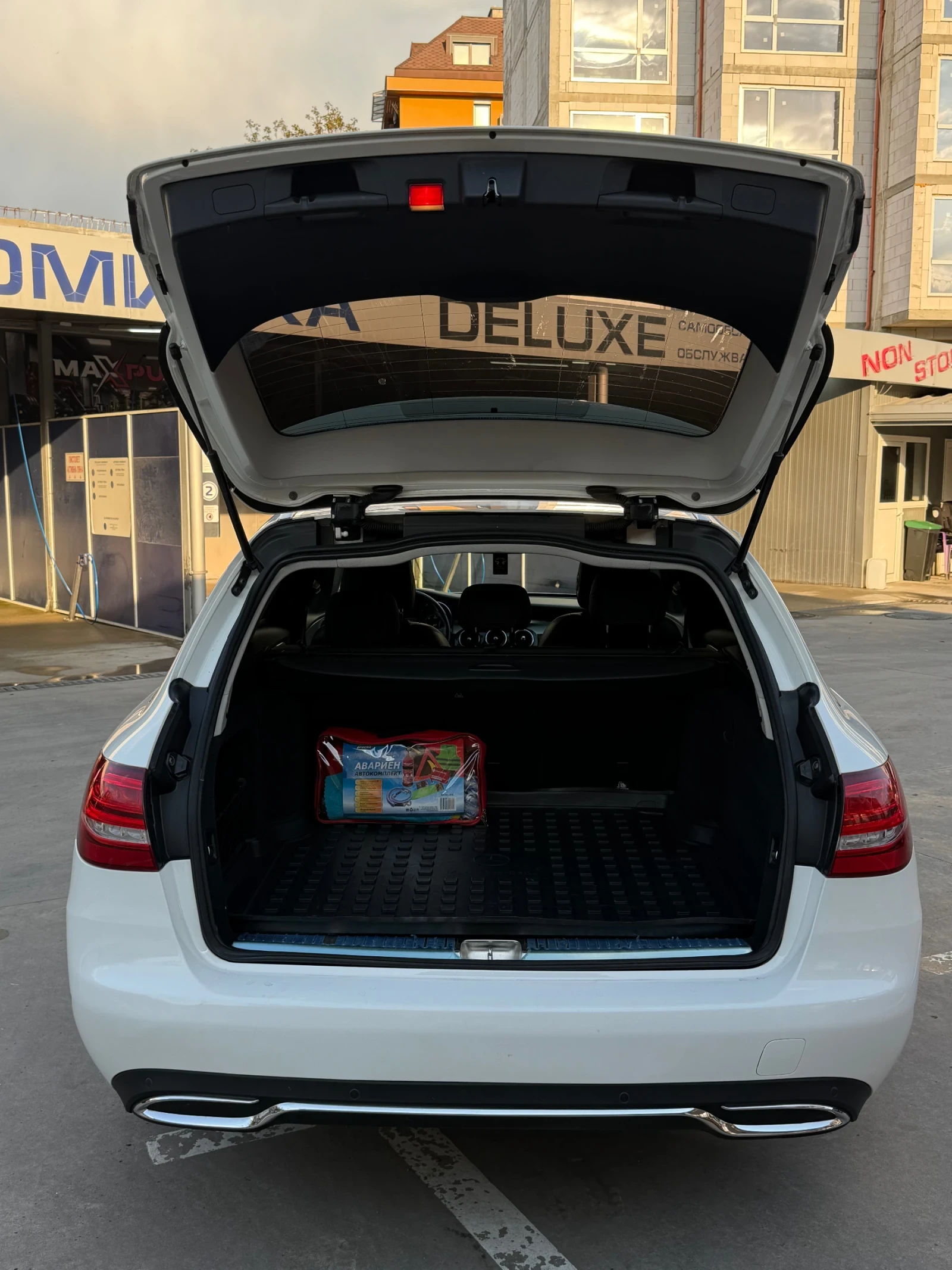 Mercedes-Benz C 220 Panorama , снимка 14 - Автомобили и джипове - 54391820