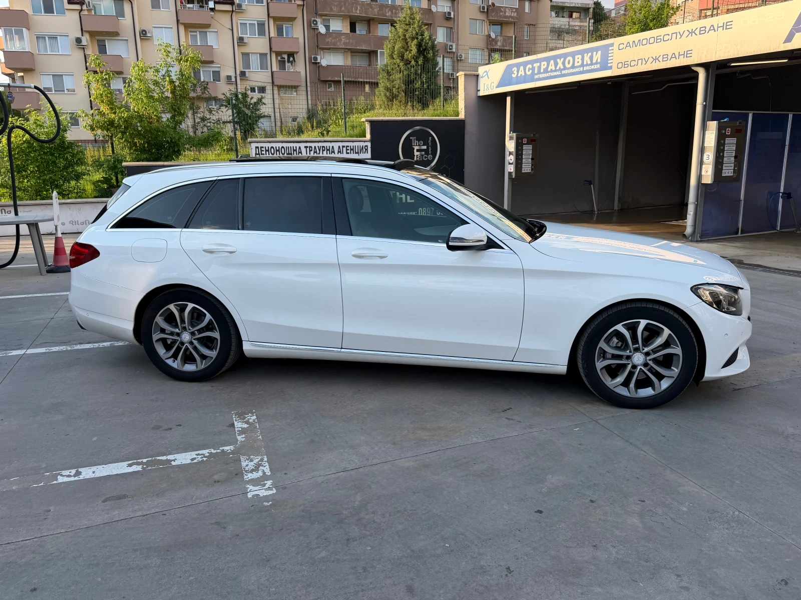 Mercedes-Benz C 220 Panorama , снимка 2 - Автомобили и джипове - 54391820