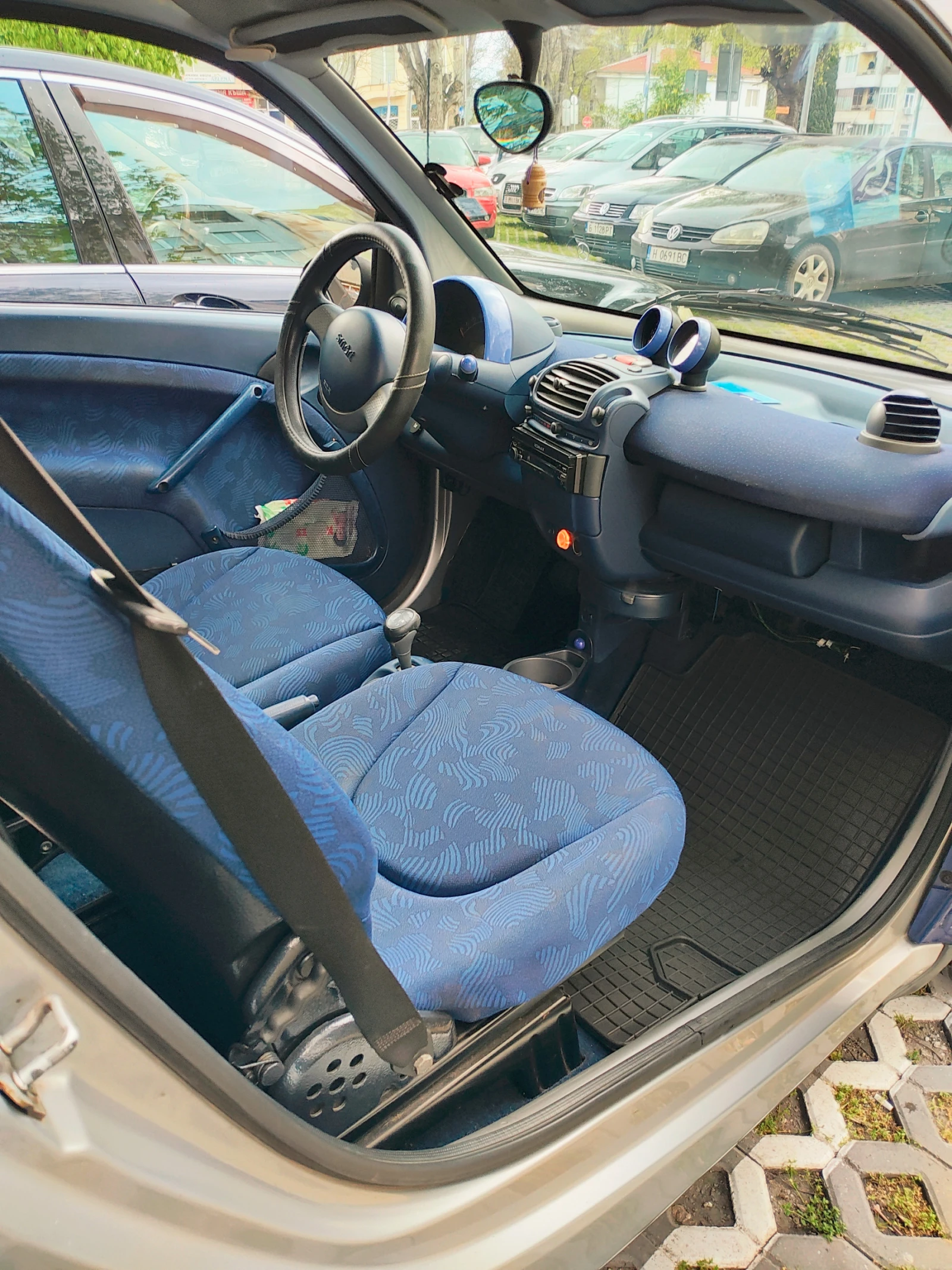 Smart Fortwo, снимка 14 - Автомобили и джипове - 54404745