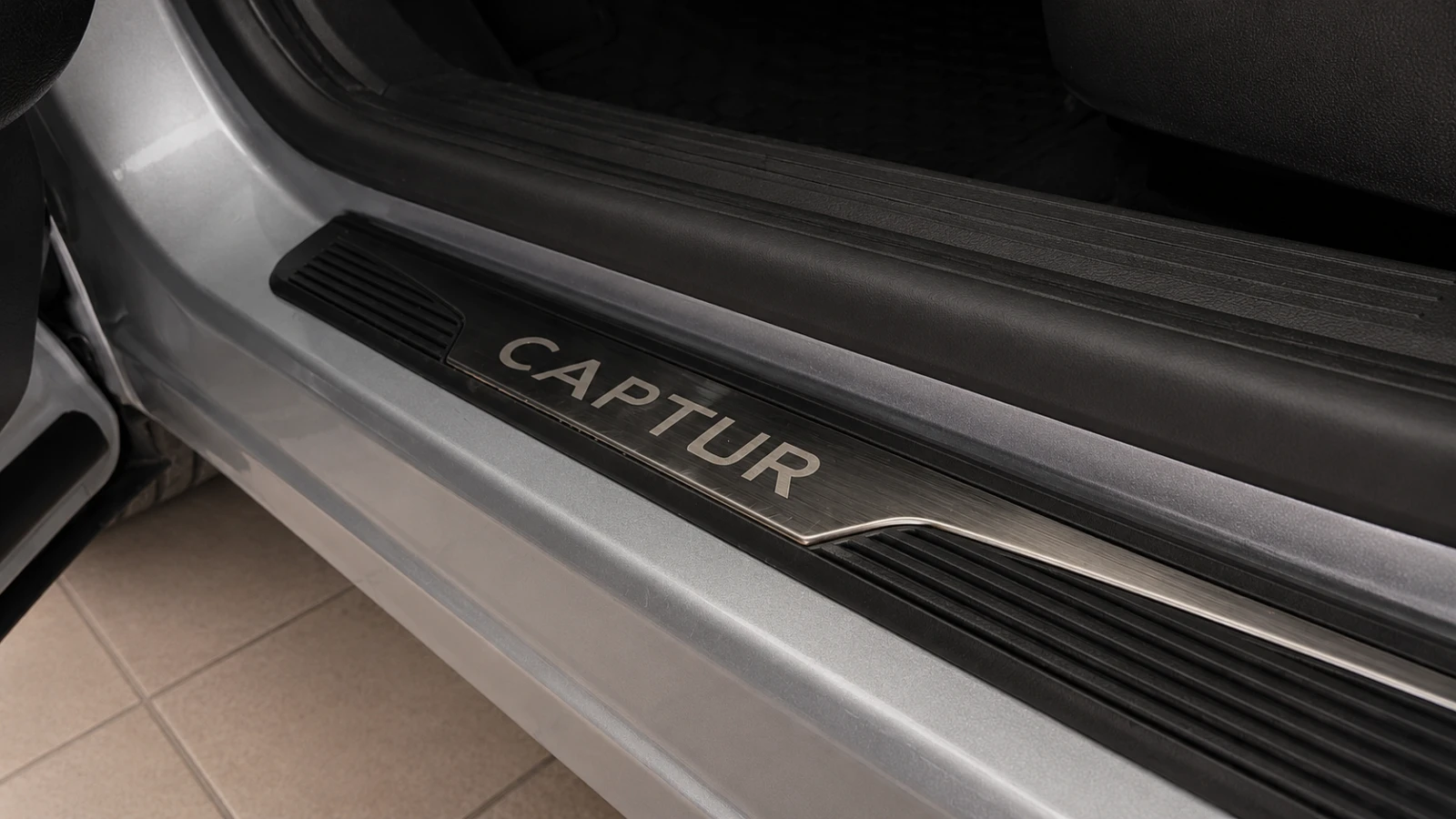 Renault Captur ЛИЗИНГ/ 1.3 TCe Mild Hybrid 140 EDC / LED / Navi /, снимка 14 - Автомобили и джипове - 54611243