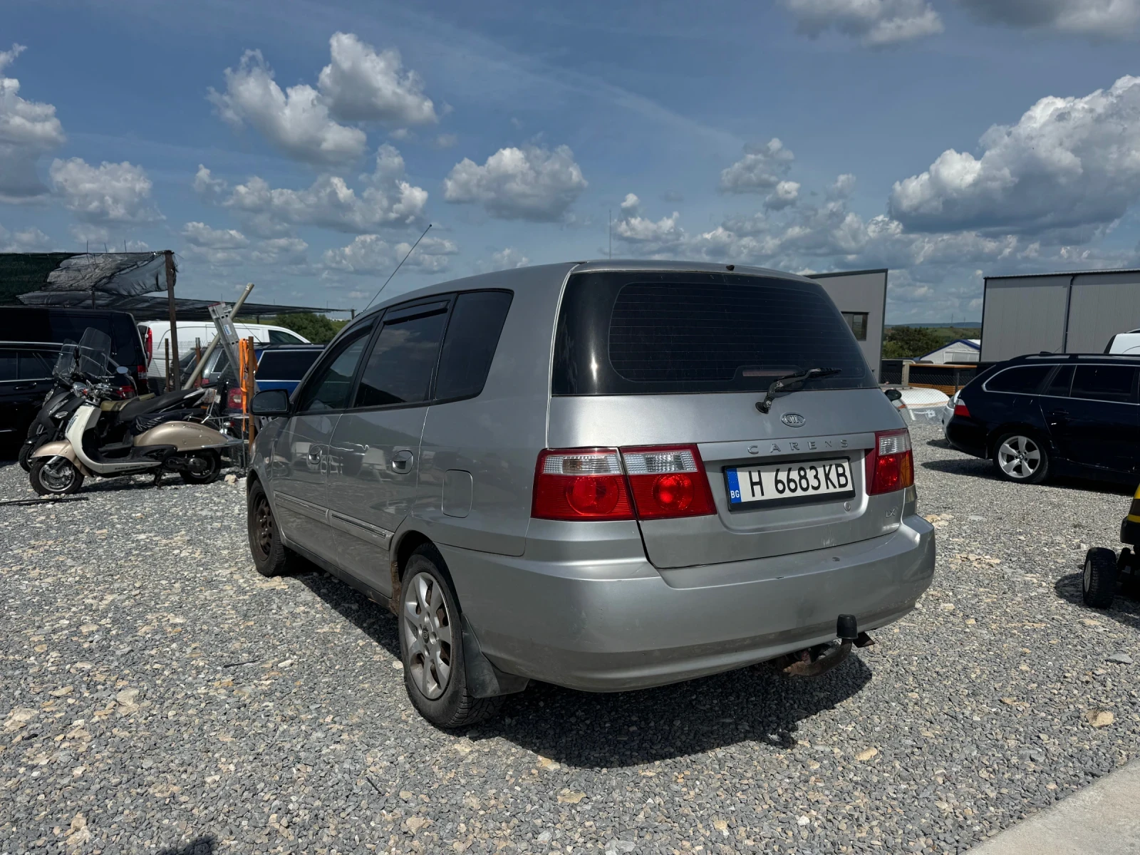 Kia Carnival, снимка 7 - Автомобили и джипове - 54670407