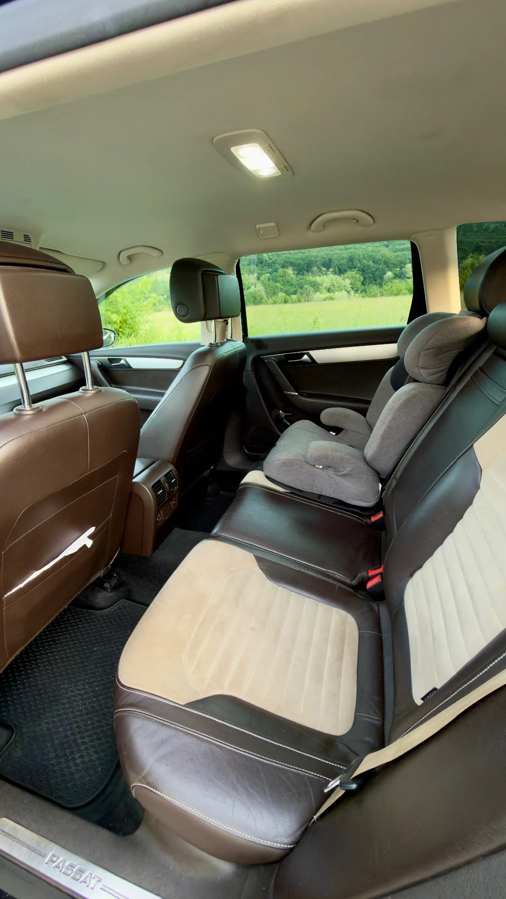 VW Passat 2.0TDI, снимка 7 - Автомобили и джипове - 54671862