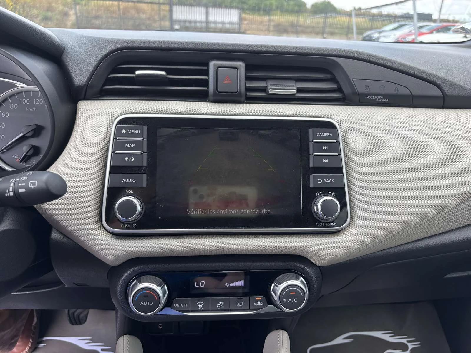Nissan Micra 1.5 , EURO 6, снимка 15 - Автомобили и джипове - 55085479