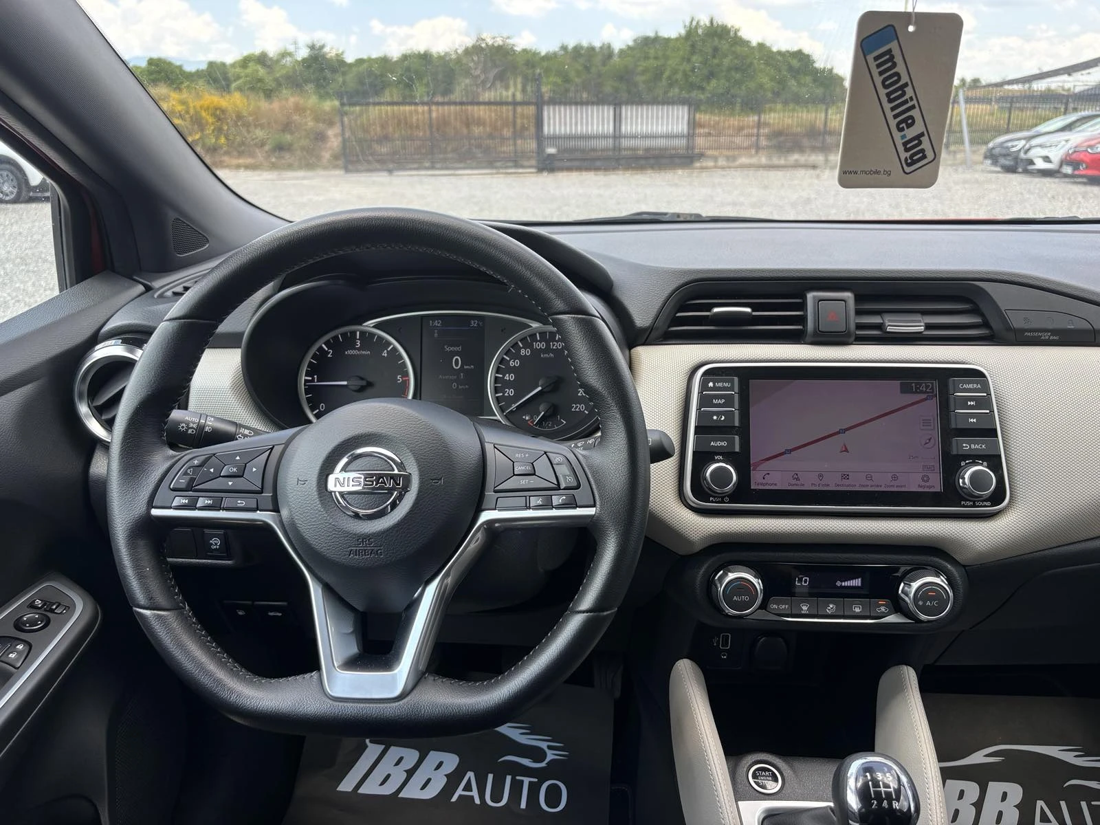 Nissan Micra 1.5 , EURO 6, снимка 12 - Автомобили и джипове - 55085479