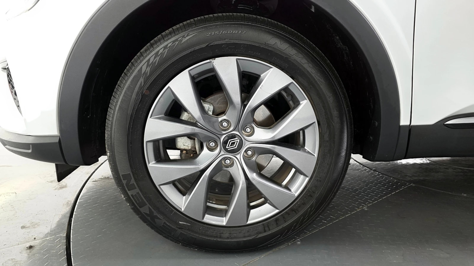 Renault Arkana 1.6* BLIND SPOT* ПОДГРЕВ ВОЛАН* КРАЙНА ЦЕНА, снимка 5 - Автомобили и джипове - 55496235