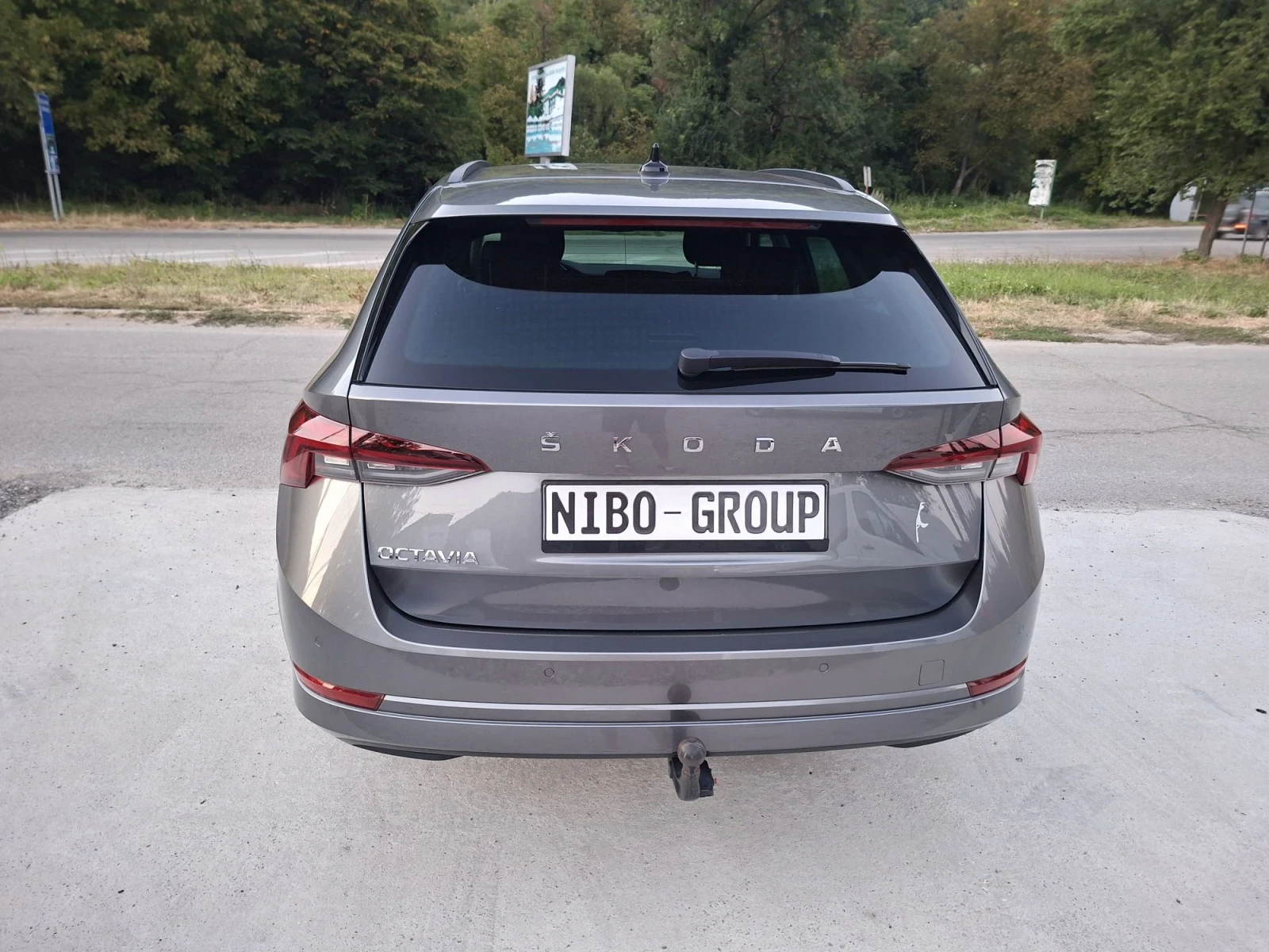 Skoda Octavia 2.0* DSG* A/C* XENON, снимка 4 - Автомобили и джипове - 55769544