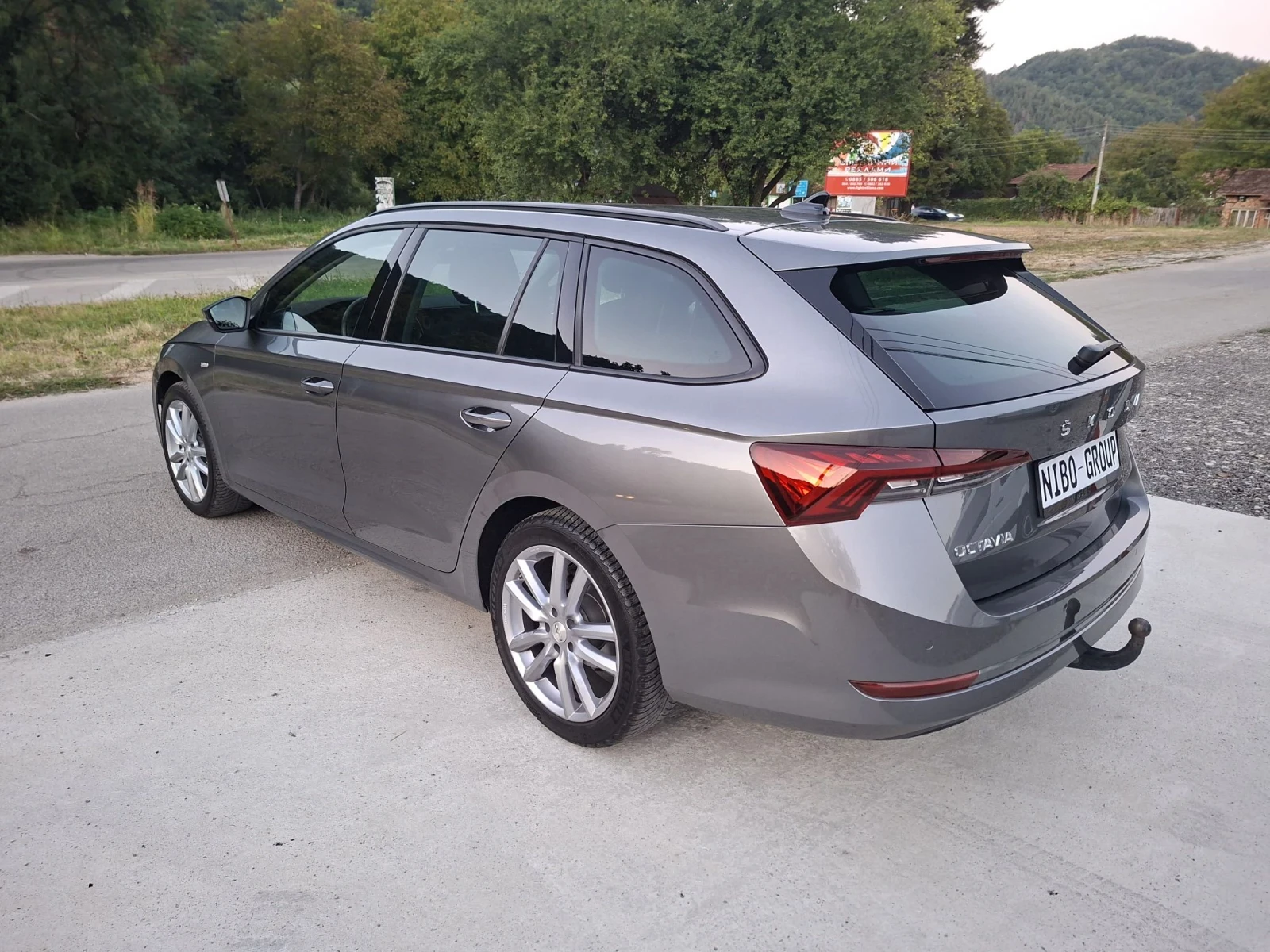 Skoda Octavia 2.0* DSG* A/C* XENON, снимка 3 - Автомобили и джипове - 55769544