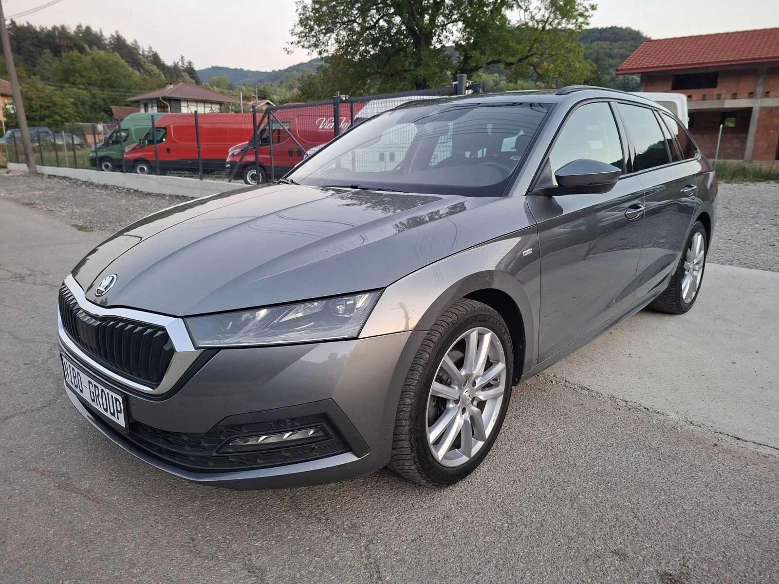 Skoda Octavia 2.0* DSG* A/C* XENON