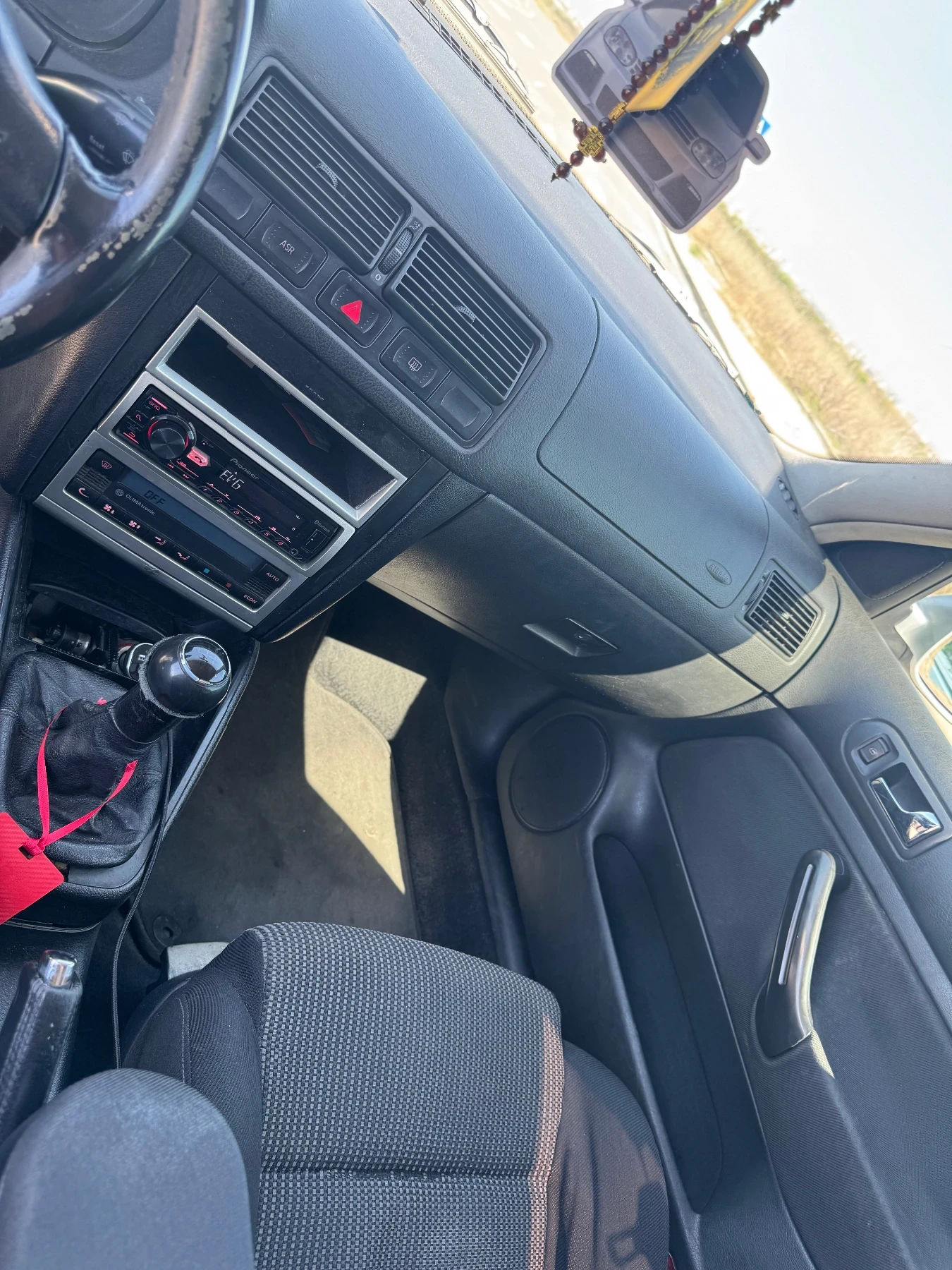 VW Golf Golf 4 1.9 TDI, 116 к.с, снимка 7 - Автомобили и джипове - 55822594