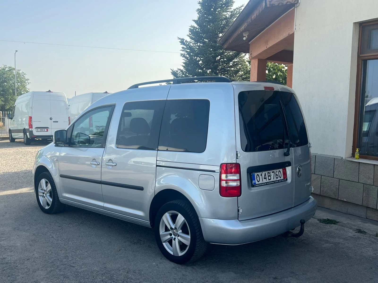 VW Caddy 2.0 TDI  DSG, снимка 7 - Автомобили и джипове - 55862924