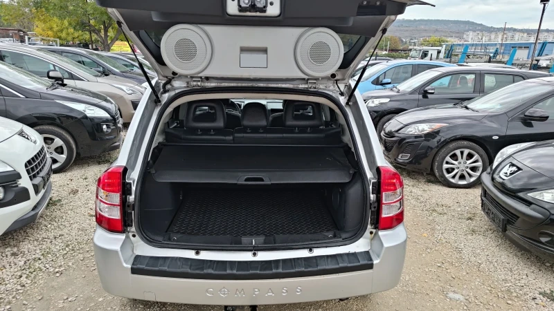 Jeep Compass 2.4i Limited 4x4, снимка 5 - Автомобили и джипове - 52049410
