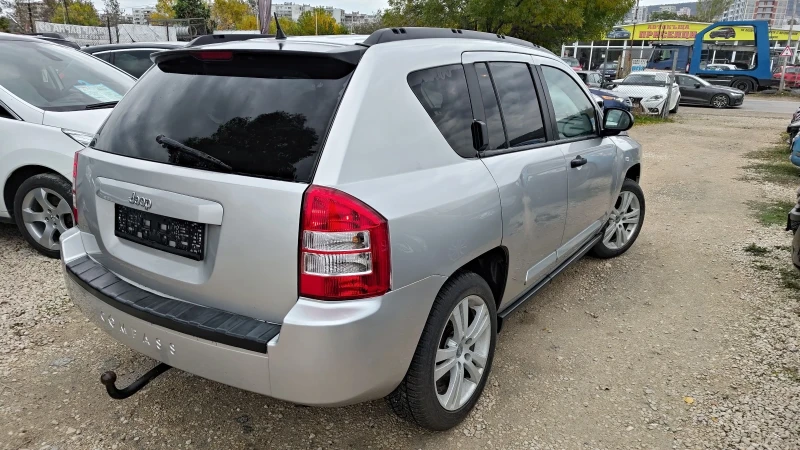 Jeep Compass 2.4i Limited 4x4, снимка 3 - Автомобили и джипове - 52049410